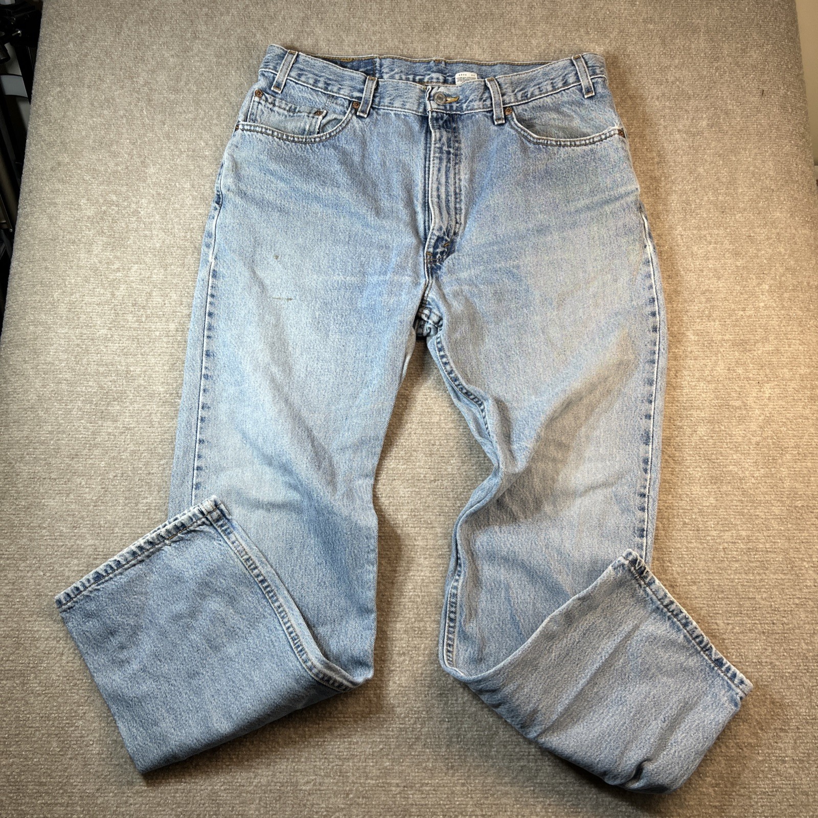 Levi’s 505 Series Men’s Straight Fit Light Blue Denim 5-Pocket Jeans 38-32 R135
