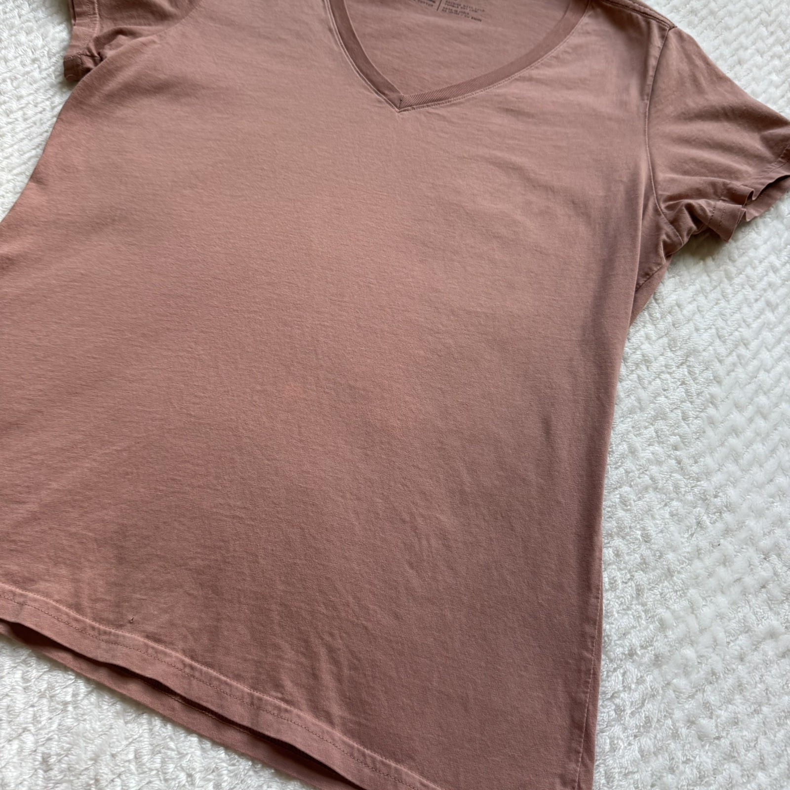 PACT Organic Cotton V Neck T Shirt S Mauve Pink Minimalist Capsule Wardrobe