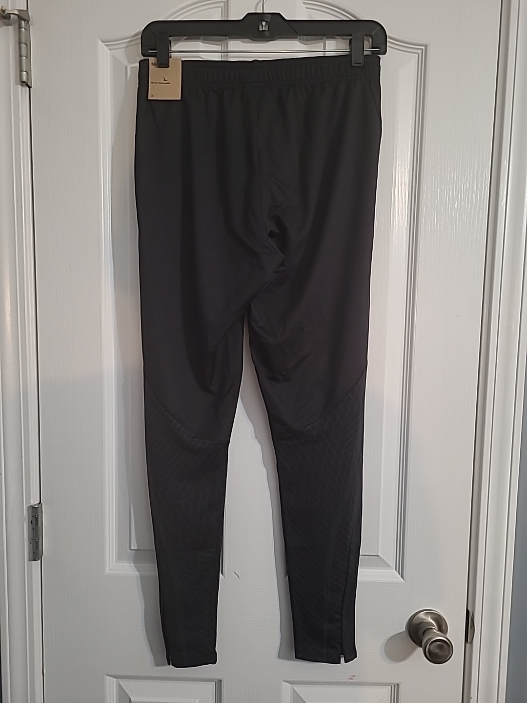 Nike Dri-FIT Strike Men’s Small Slim-Fit Black Training Soccer Pants DV9269-010