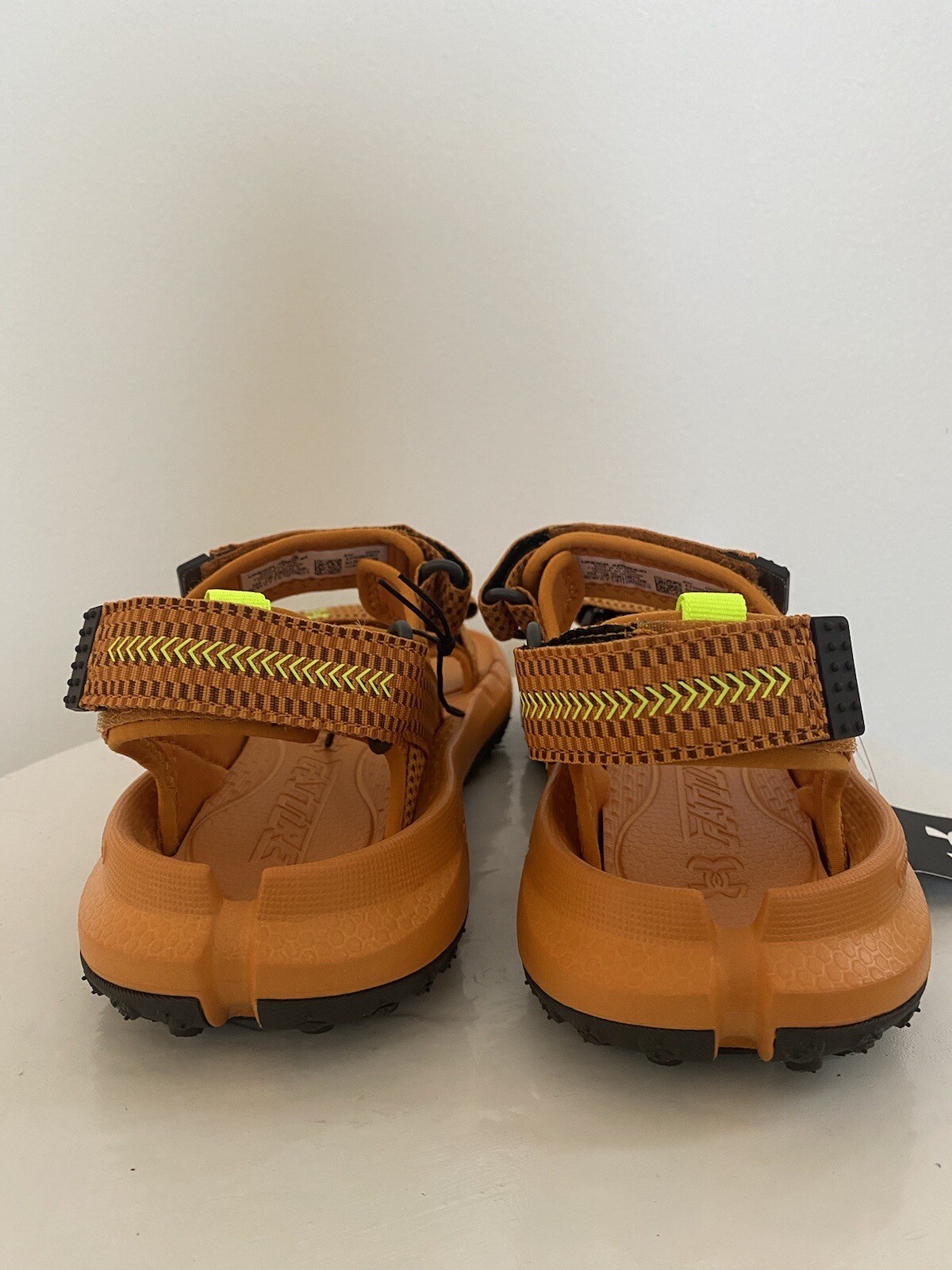 Under Armour Fat Tire Hiking Sandals Unisex Sz 8/W 9.5Michelin Wild Gripper Sole