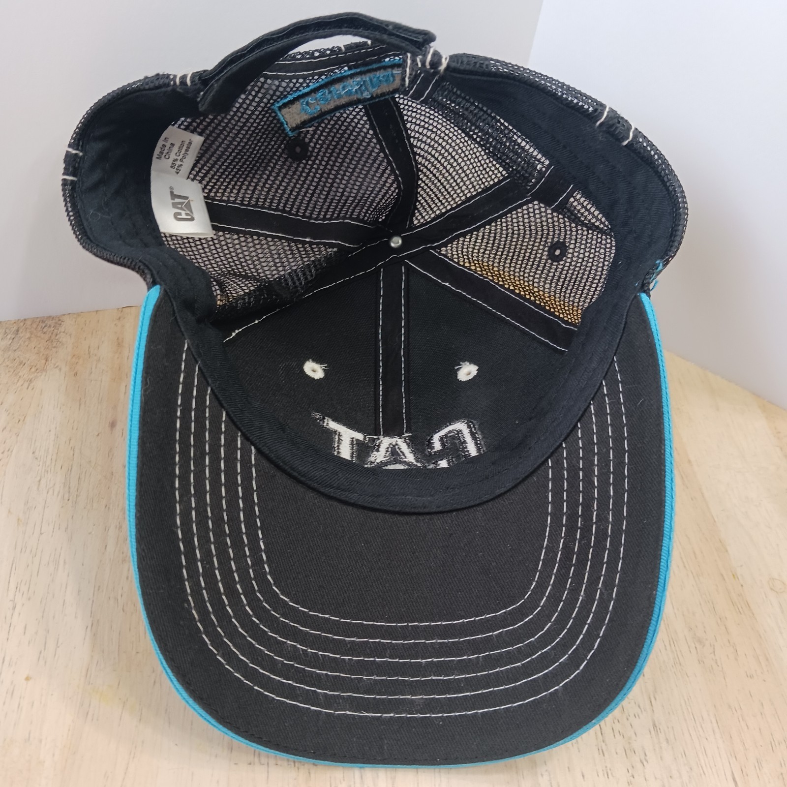 EUC CAT Carolina CAT 2-Tone Mesh Cap Hat OSFA Construction Heavy Machine