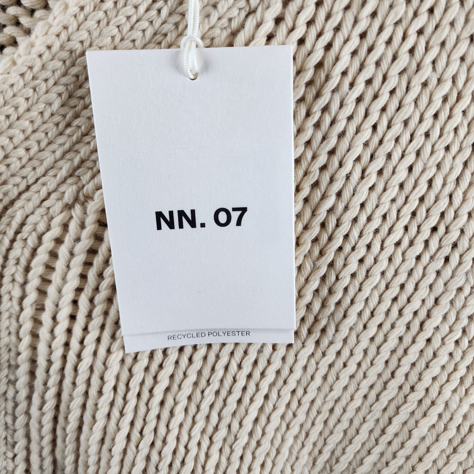 NN.07 Mika Chunky Cardigan Button Sweater Men’s M Ecru/Black V-Neck Long Sleeve