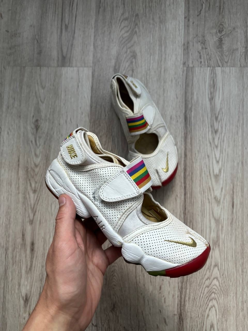 Very rare 2005 leather perforated Nike Air Rift Pride US 5.5 UK 3 22.5 cm