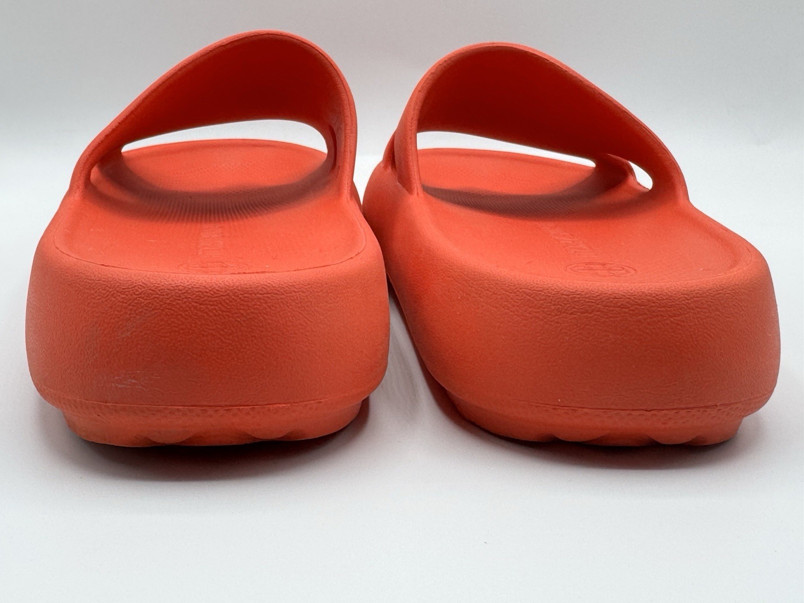 Tory Burch Shower Slide Eva Sandals in Red Poppy Size 9