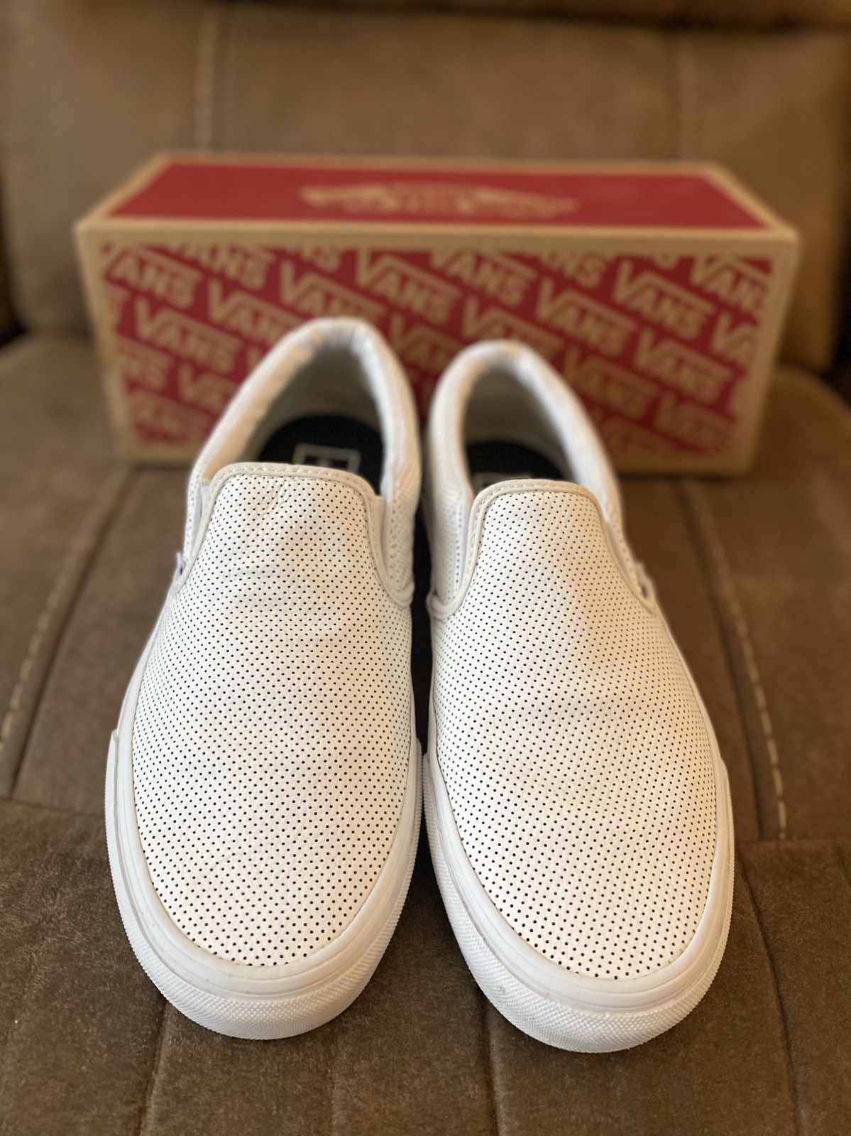 Vans Classic Slip-On Perforated White Leather W Sz9 M Sz 7.5