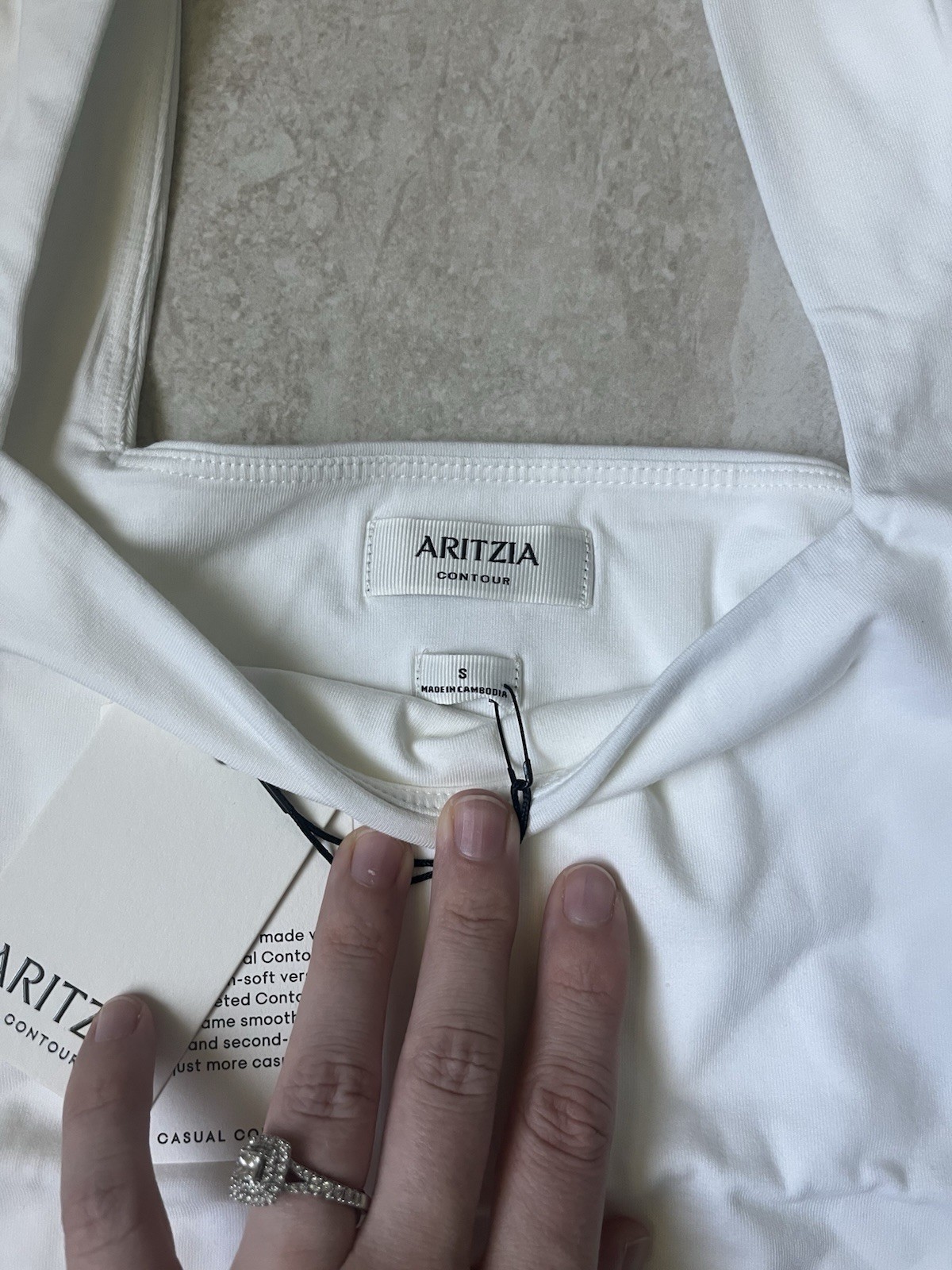 Aritzia | Babaton | Contour Squareneck Shortsleeve Bodysuit | White | US Size S