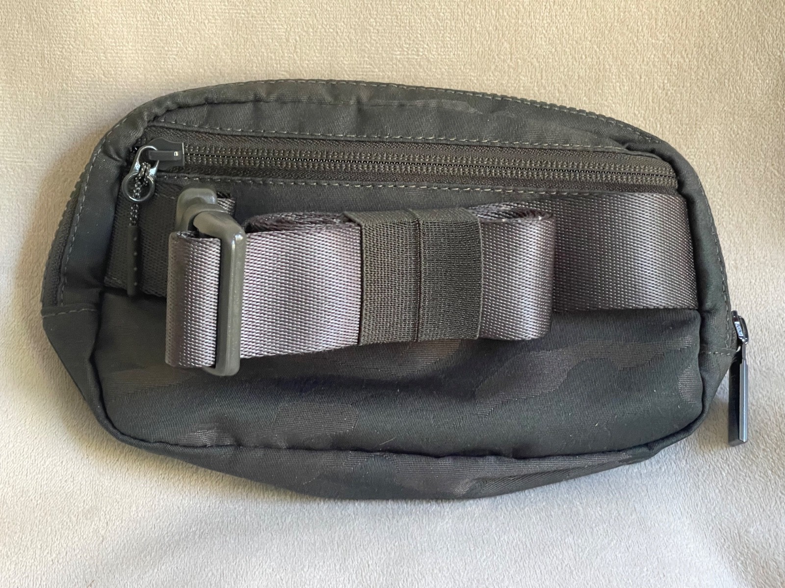 Lululemon Everywhere Belt Bag Navy Camo