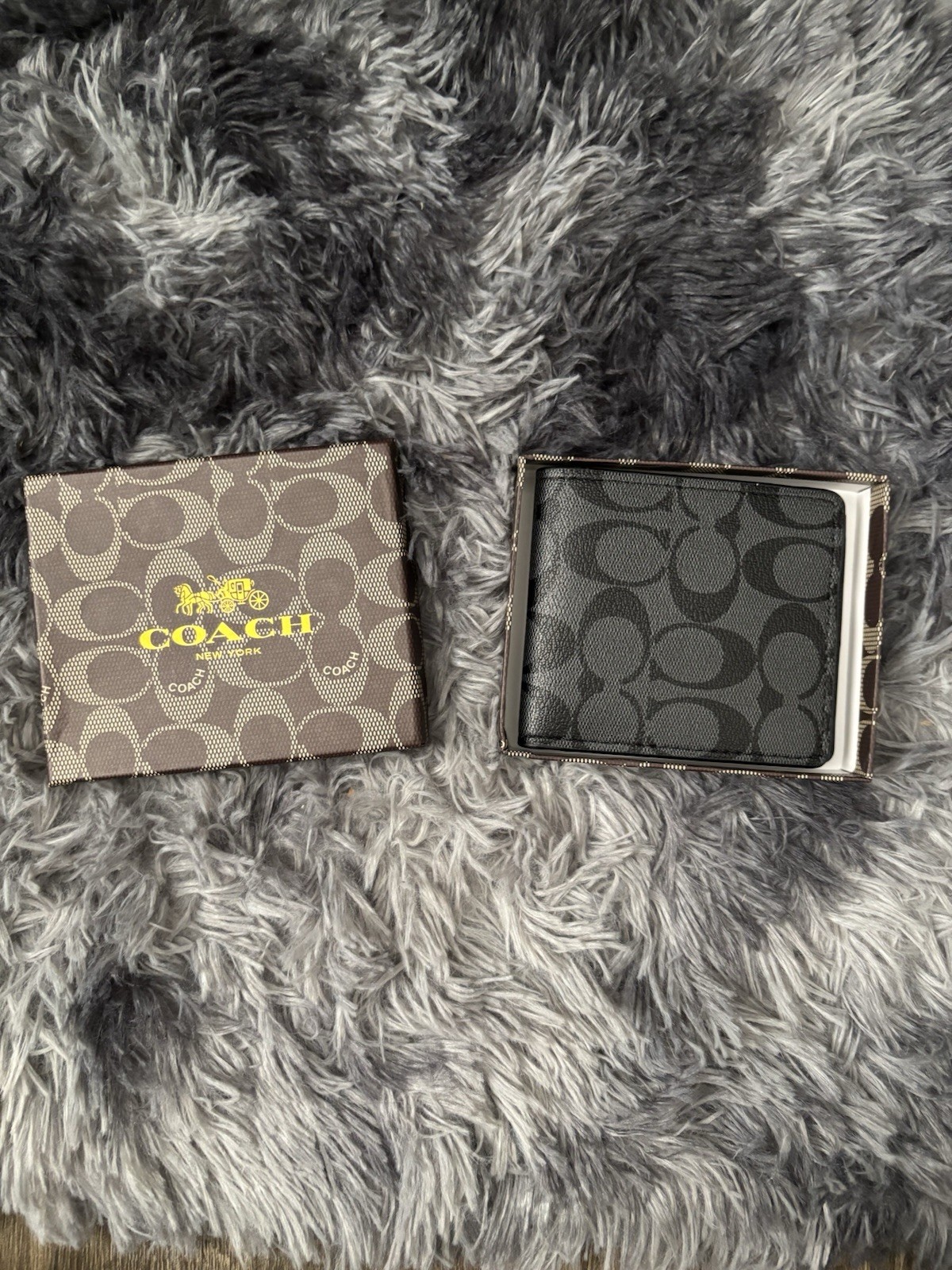 Coach Men’s Logo Bifold Wallet w/ Money Clip & ID Photo Window Black