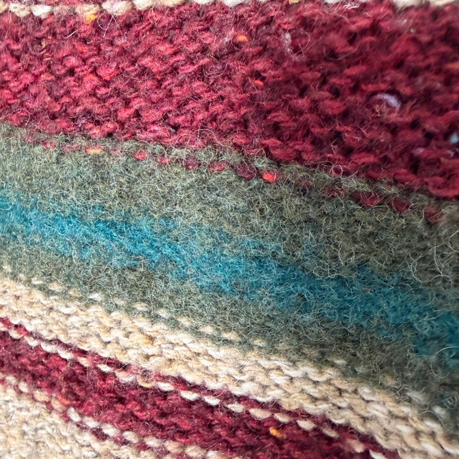 American Eagle Patchwork Handknit Sweater SML Chunky Wool Blend Cabin Pullover