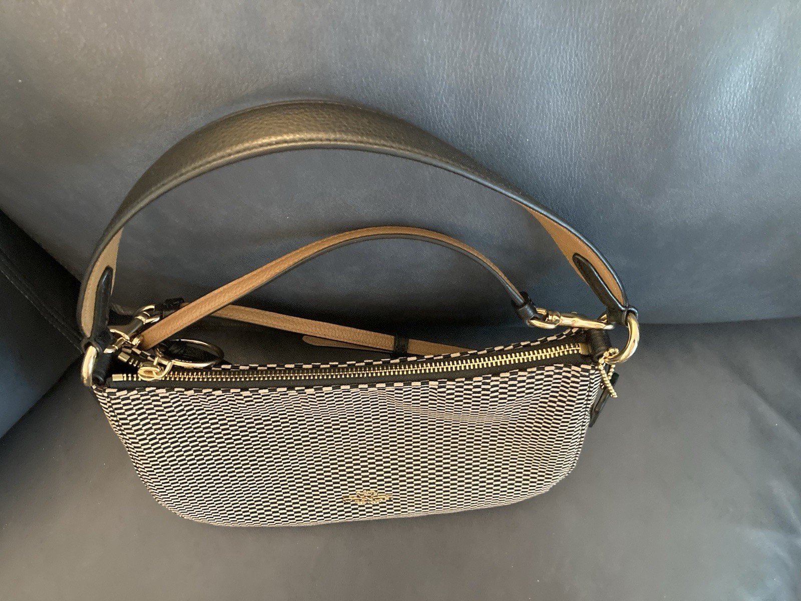 Coach Sutton Hand Bag in Beechwood Legacy Jacquard Print 67367. NWT