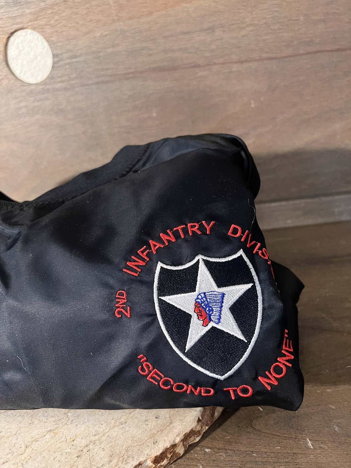 2nd Infantry Division “SECOND TO NONE” BLACK SIZE LARGE POCKET POLYESTER EUC