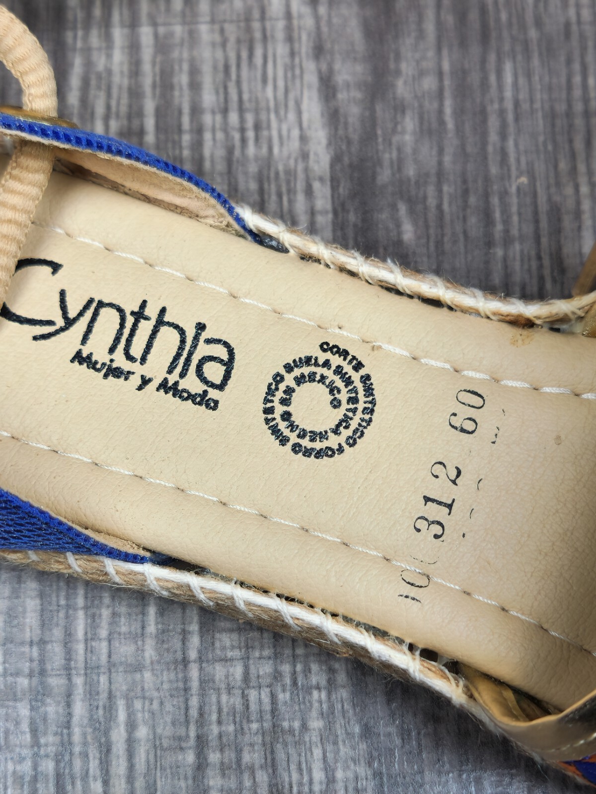 Cythia Mujer y Moda Blue Embroiderd Flats Size not available,See Description