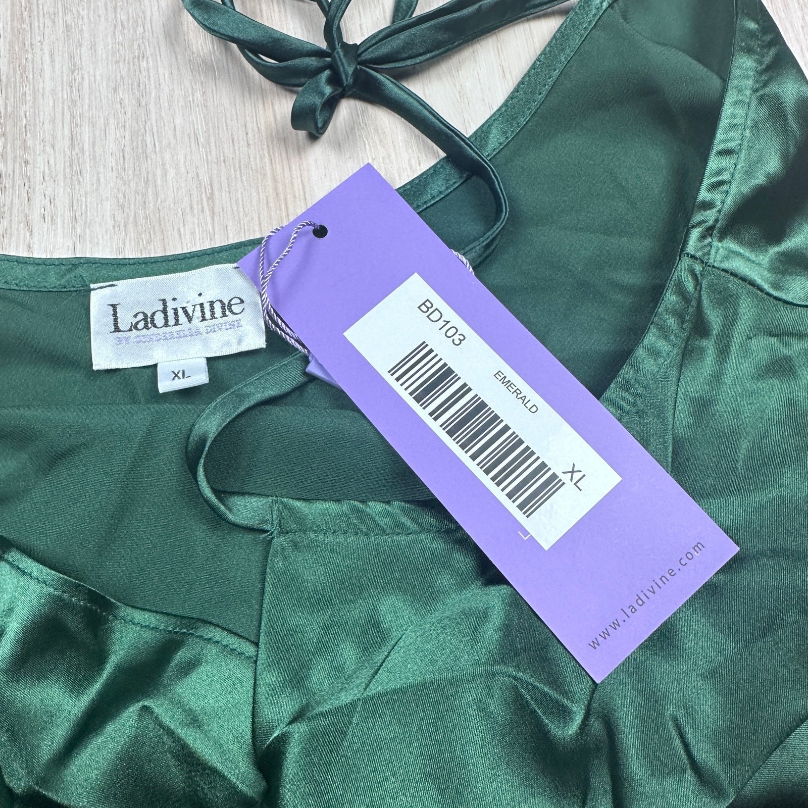 NWT Ladivine by Cinderella Divine Emerald Slim Fit Satin Elegant Midi Dress XL