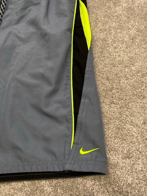 Nike Mens Volley Core Swim Shorts NESS7421-483 Large Graphite Green 4923