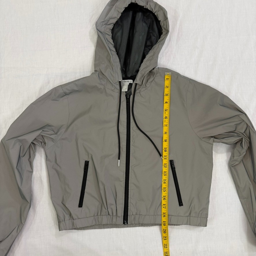 Forever 21 Reflective Hooded Windbreaker Jacket Full Zip Gray Women’s M