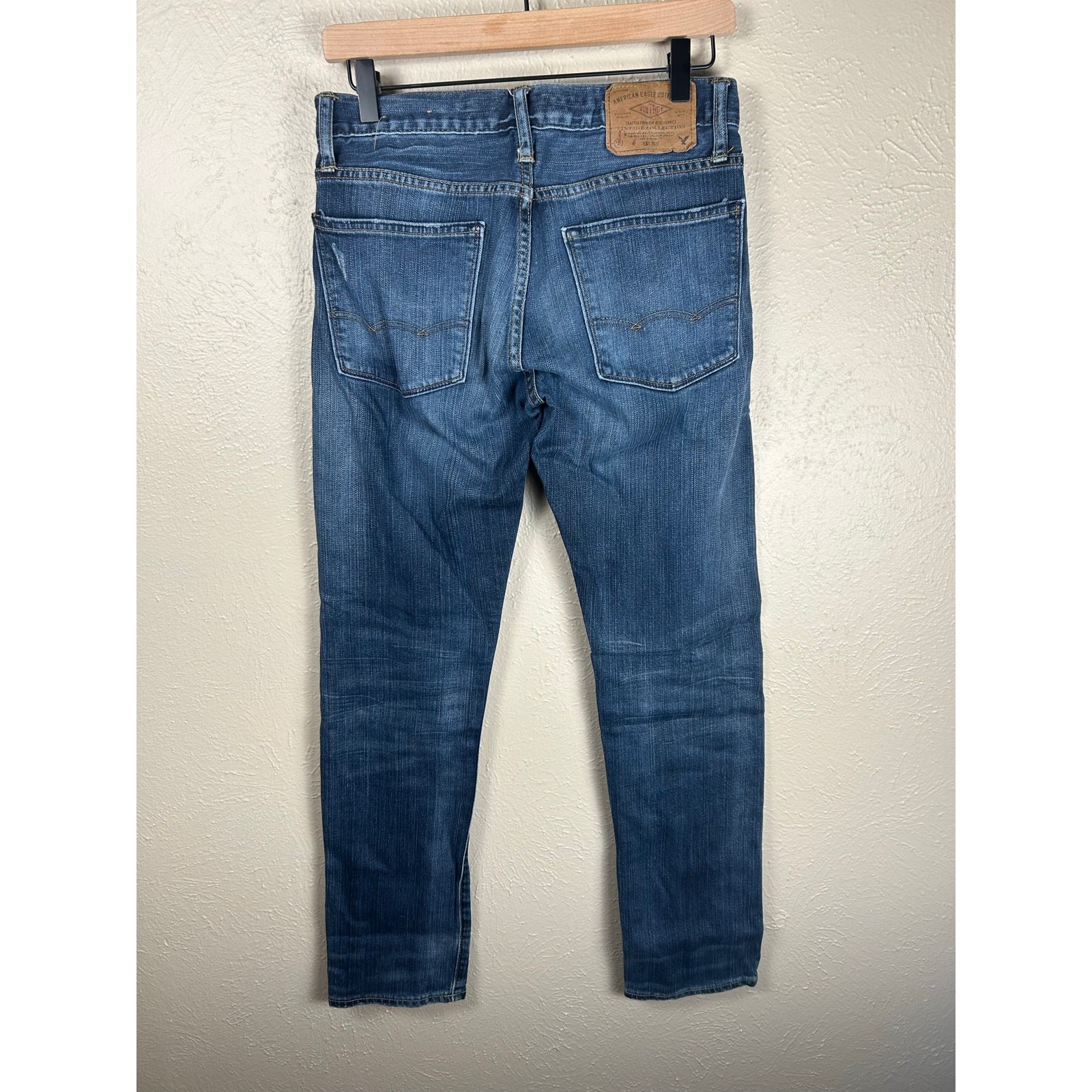 American Eagle Jeans Men’s Size 28×32 Blue Denim Tapered Leg Classic Pants