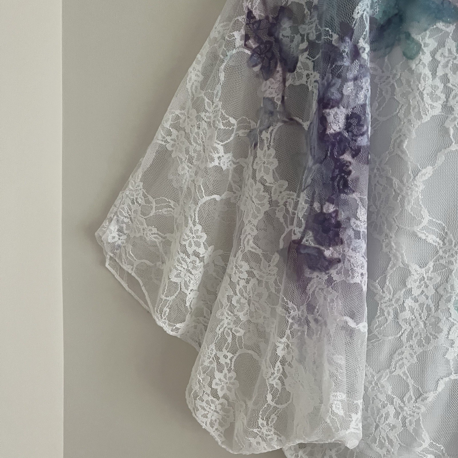 Roz & Ali Purple White Lace Batwing Top M Fairy Boho Indie Festival