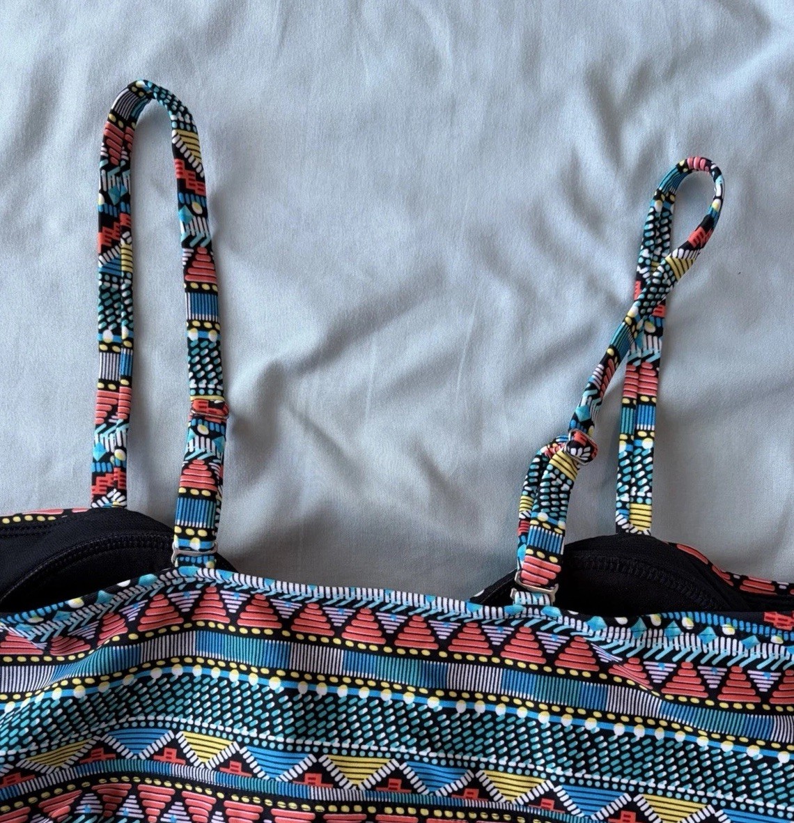 Women’s Multicolor Patterned Flyaway Tankini Top Only, Adjustable Straps, Sz L