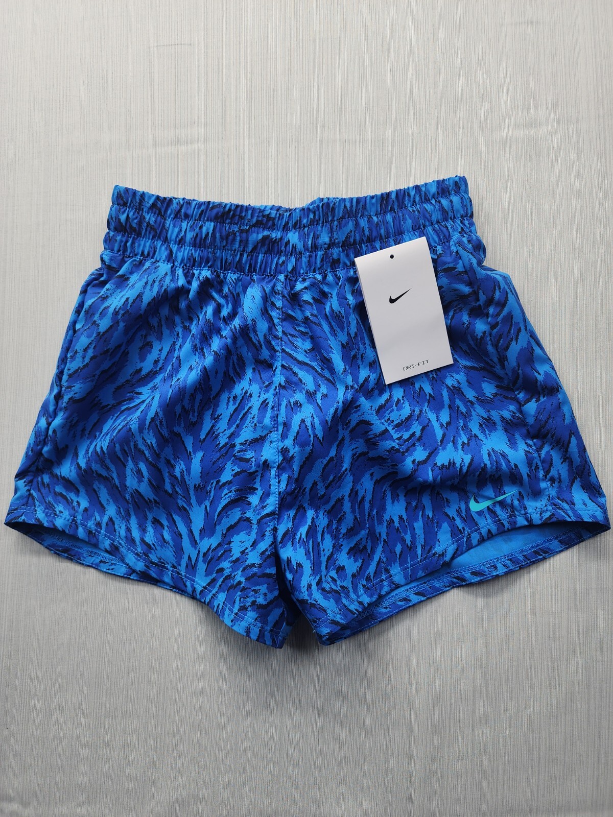 New Girls Nike One High Rise Animal Print Lined Shorts Dri-Fit Youth Small