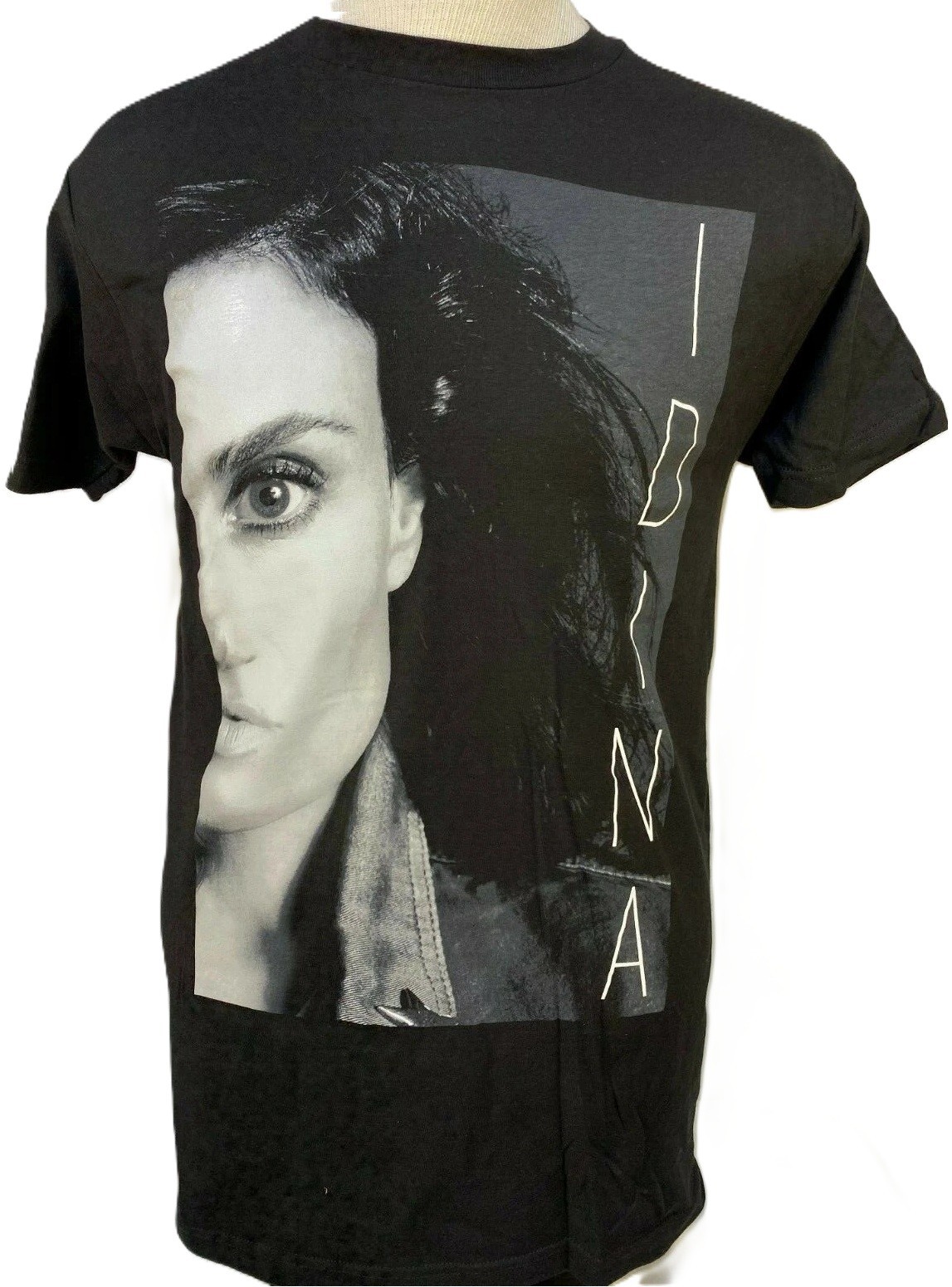 Idina Menzel T-SHIRT tour 2018 FACE FROZEN The Wicked NEW!!!