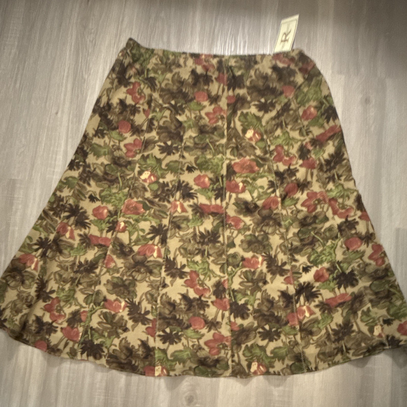 Requirements Women’s Beige Floral A-Line Knee Length Satin Lined Zip Skirt XL