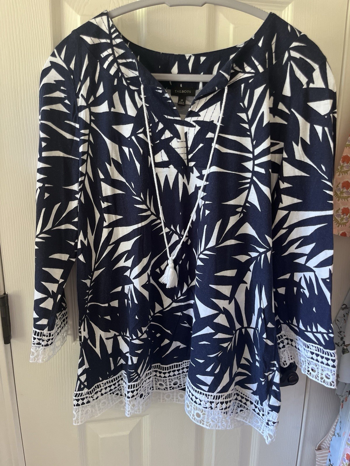 Talbots Navy Blue White Safari Tropical Leaves Tunic M NWOT