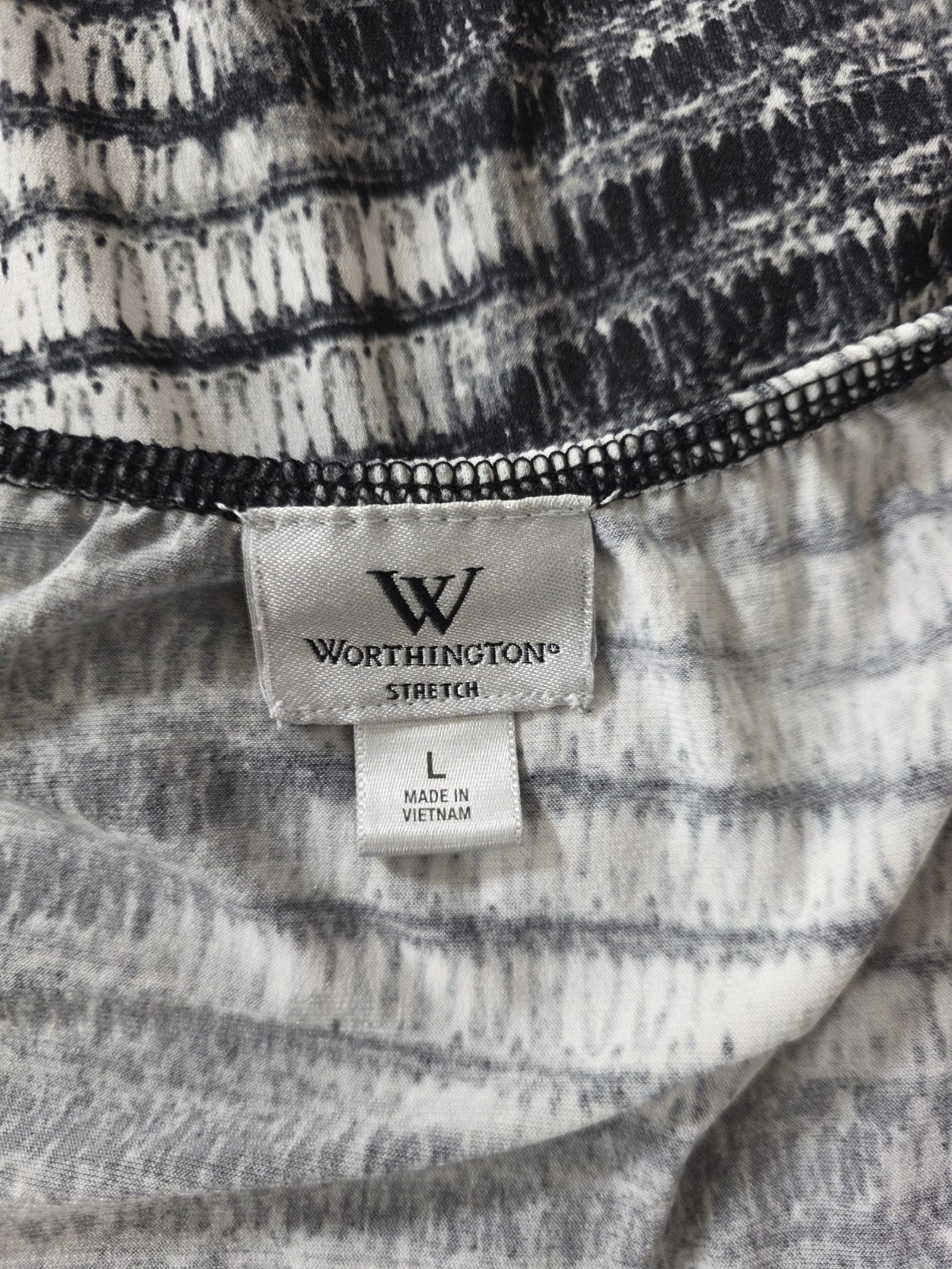 Black Print Womens Pullover Blouse By Worthington Stretch Size L