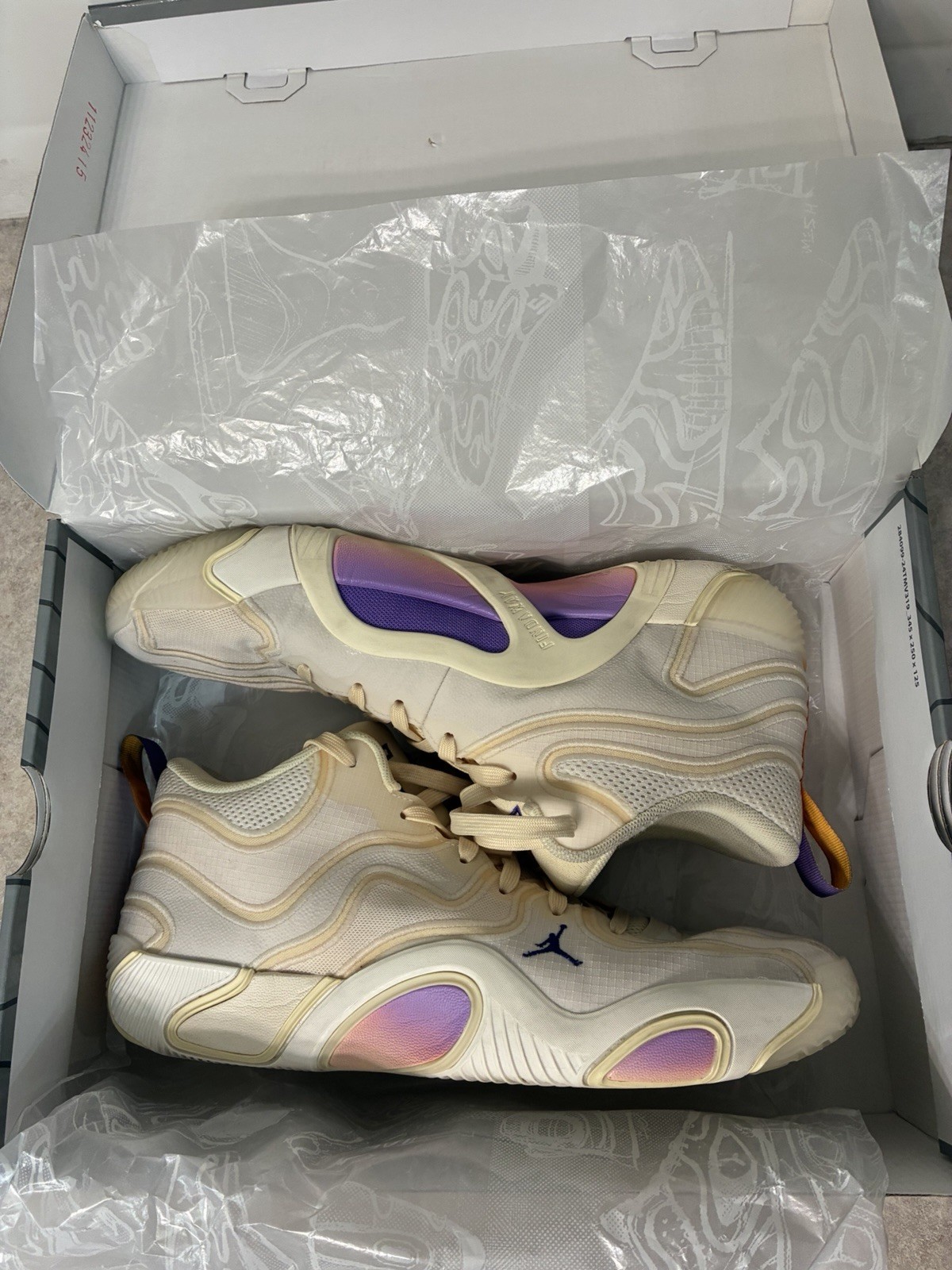 Jordan Tatum 3 Men’s Low Top Lace-Up Beige/Purple Sneakers Textile Rubber
