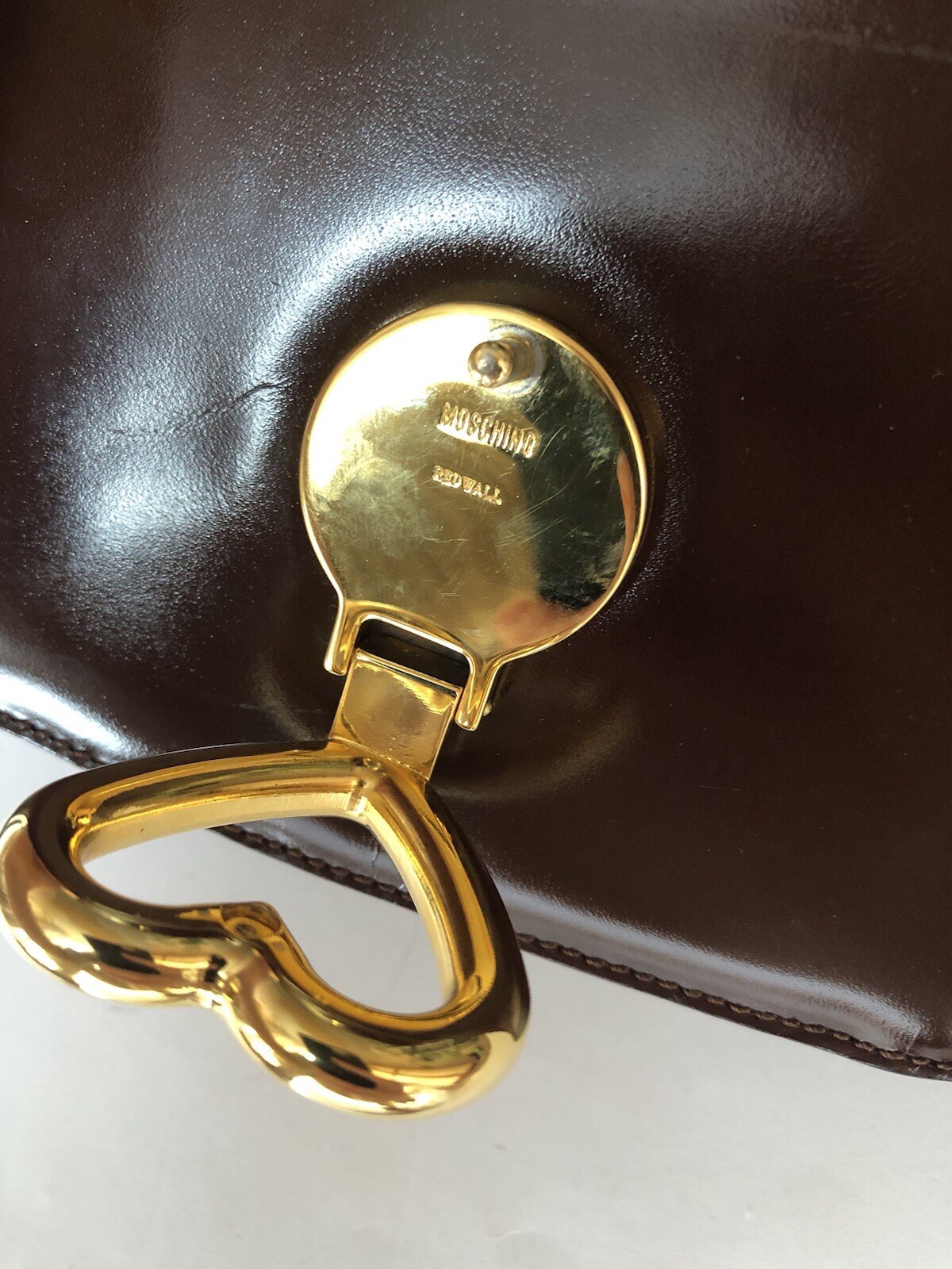 MOSCHINO Redwall Vintage Brown Leather Heart Shoulder Crossbody Belt Small Bag