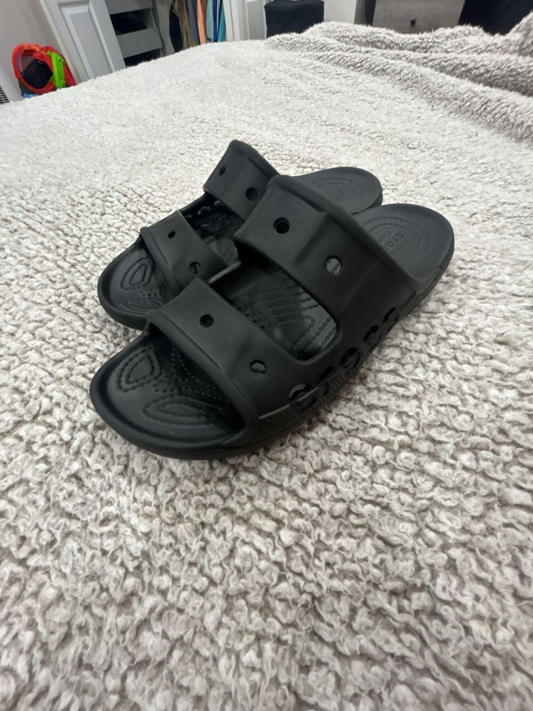 Crocs Baya Two-Strap Sandal in Black – Barely Worn