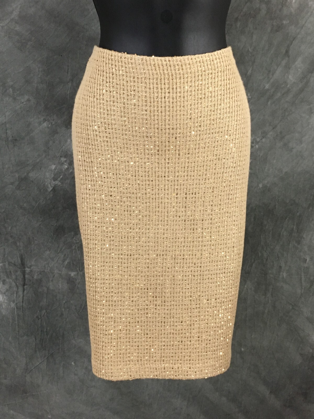 BEAUTIFUL St John gold shimmer embellished skirt suit size 4 6