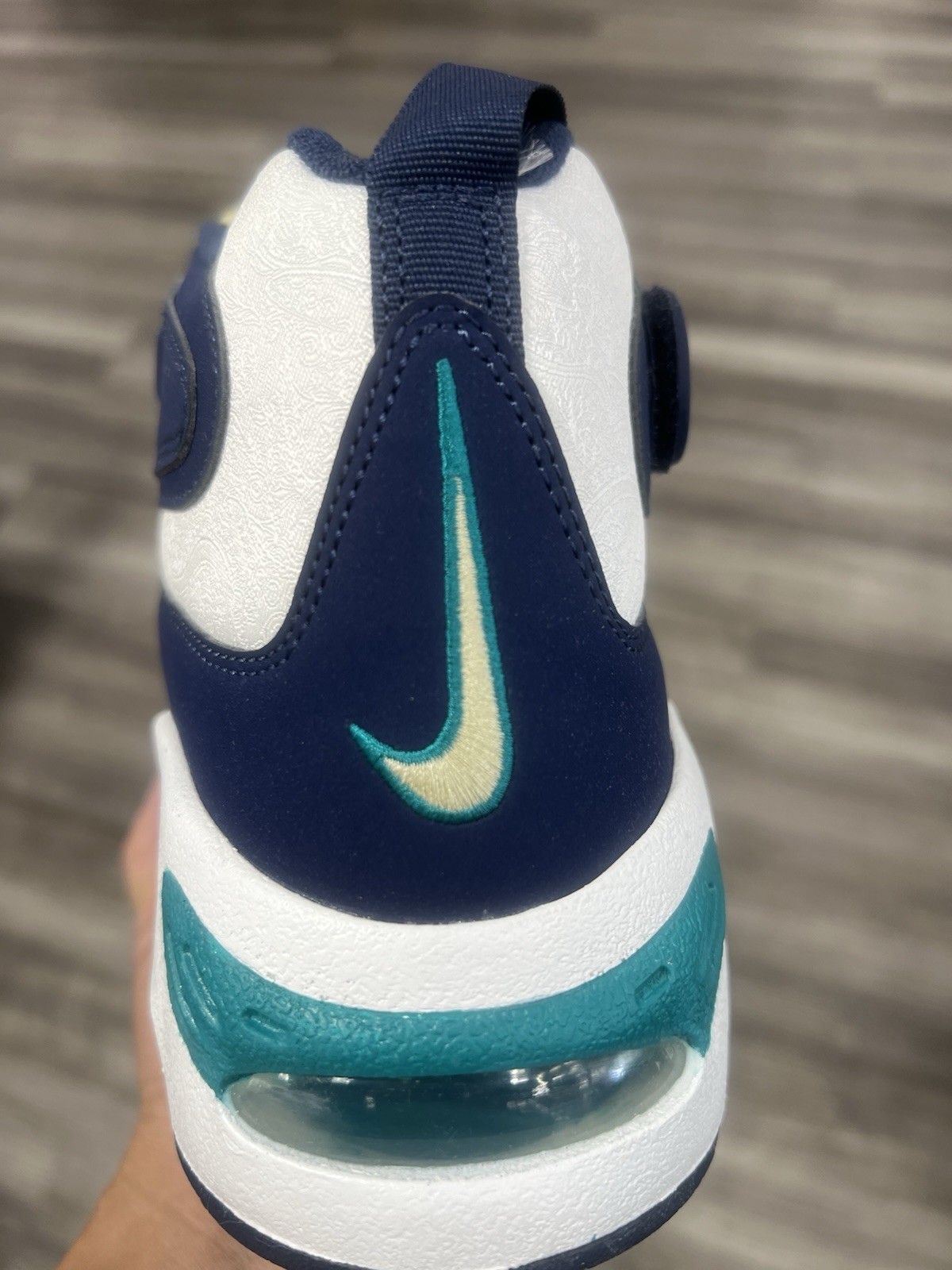 IV6299*410 Mens Nike Air Griffey Max 1 HBCU Swingman Classic