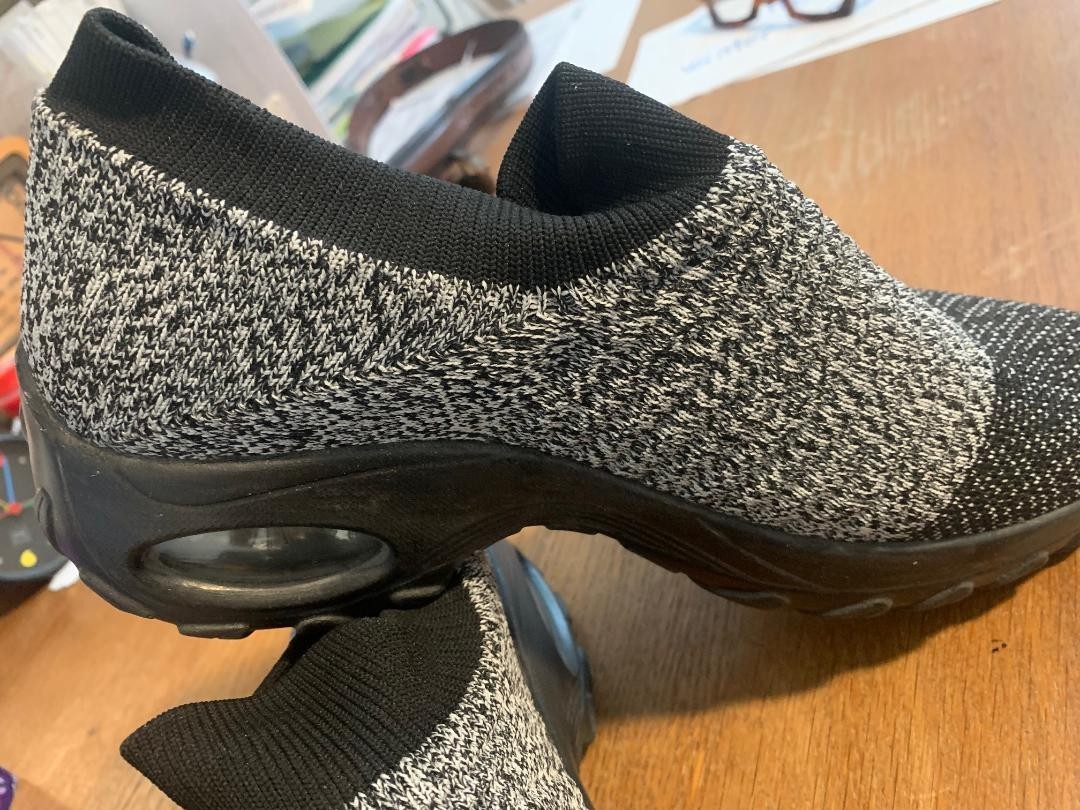KNITTED BLACK/GREY/WHITE SHOE W/ RUBBER SOLE 9.5 REALLY COOL LOOKING !
