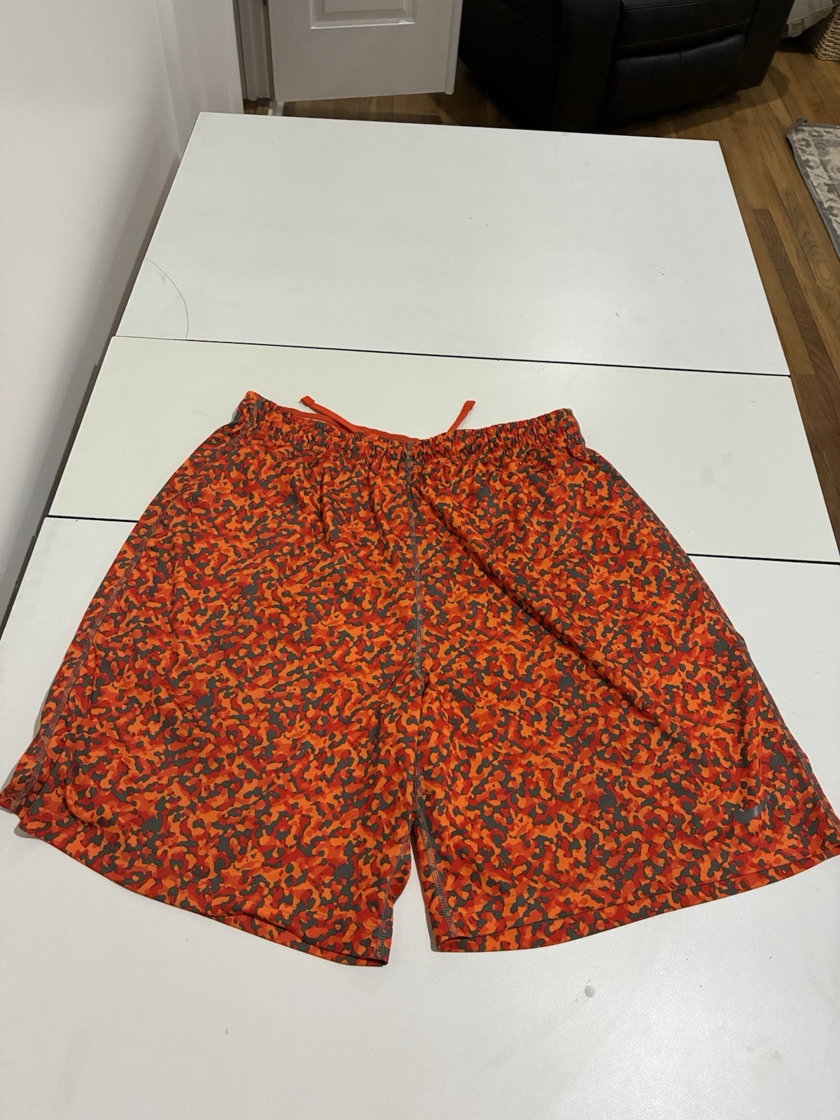 Nike Shorts 2XL Orange Camo 10″ Inseam Running Club Training Sports Retro Hoops