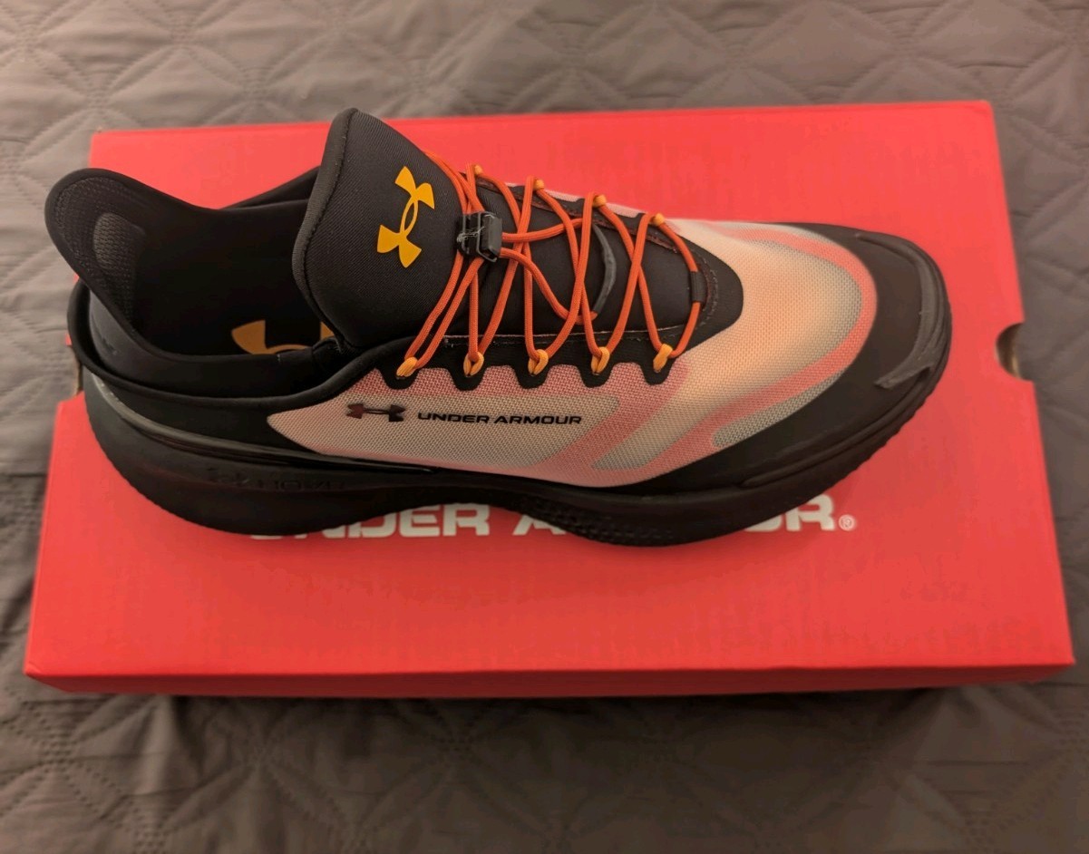 Brand New Under Armour UA Nova Slipspeed Sz 9