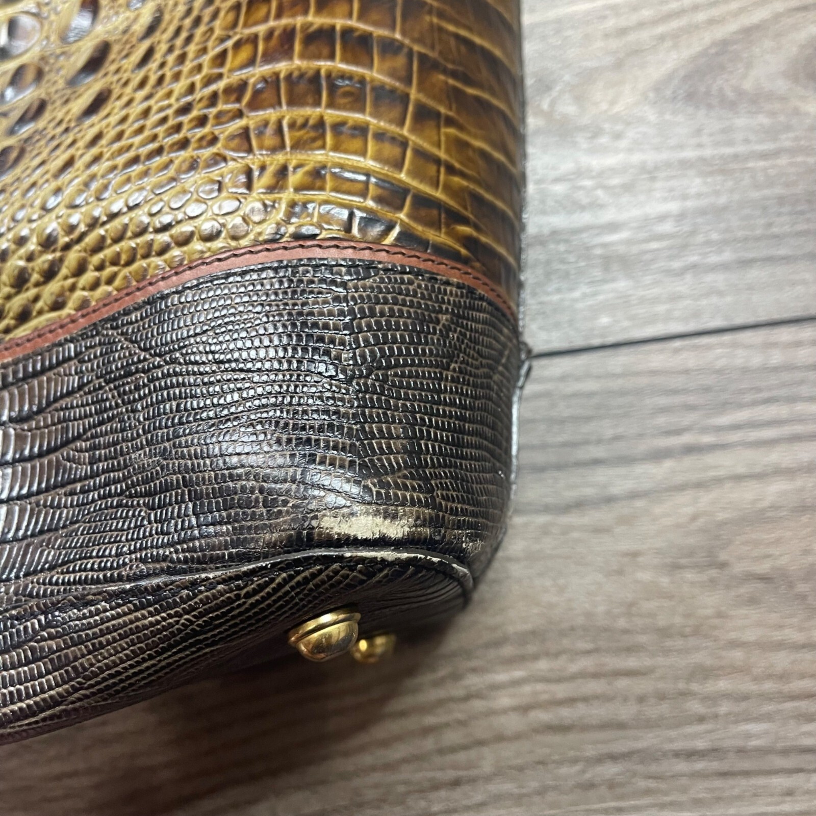 Brahmin Gold Medium Asher Tote Croc-Embossed Leather 16″ W X 10.25″ H X 5″ D FLA