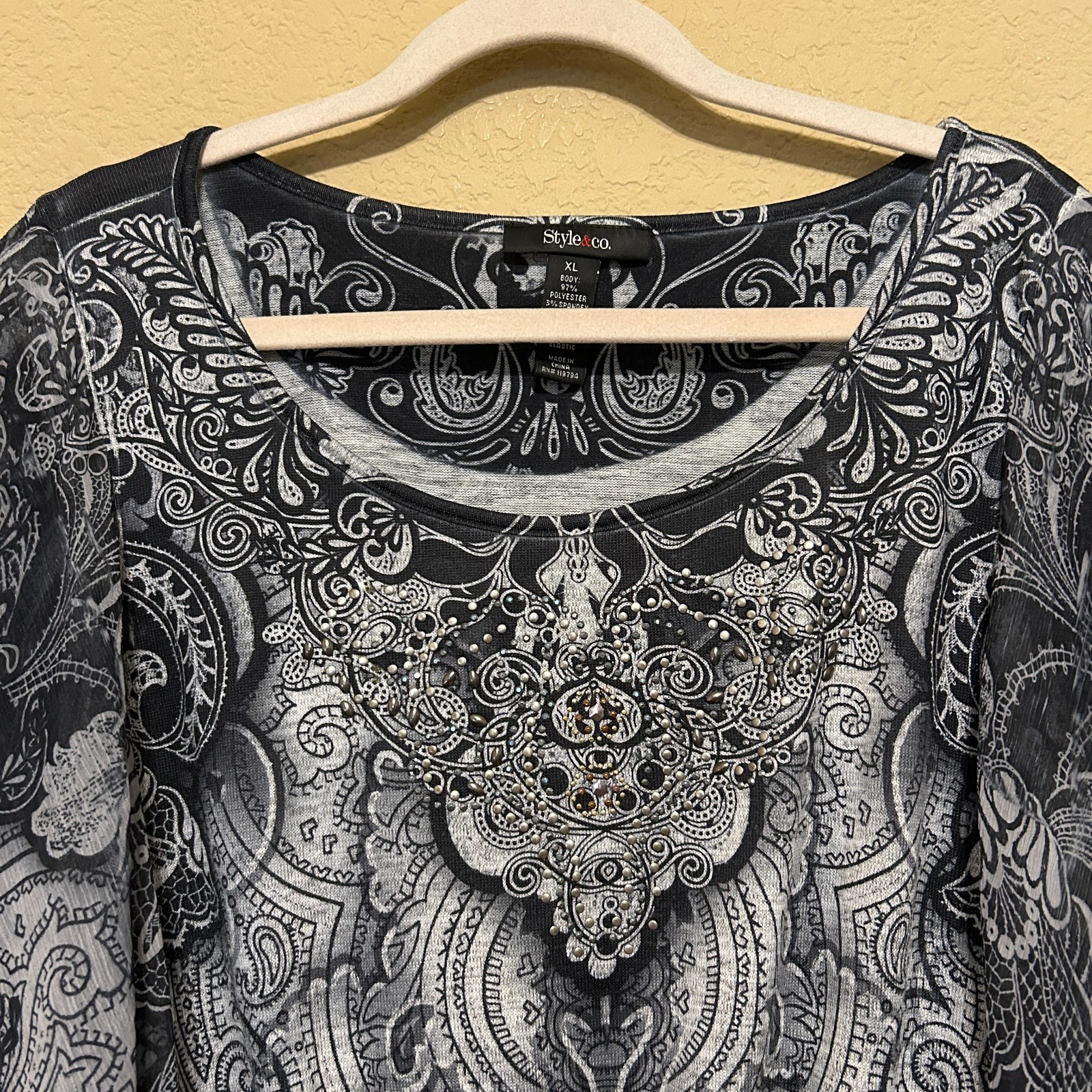 Style & Co. Batwing Chiffon Sleeve Top XL Black Gray Paisley Boho Whimsigoth