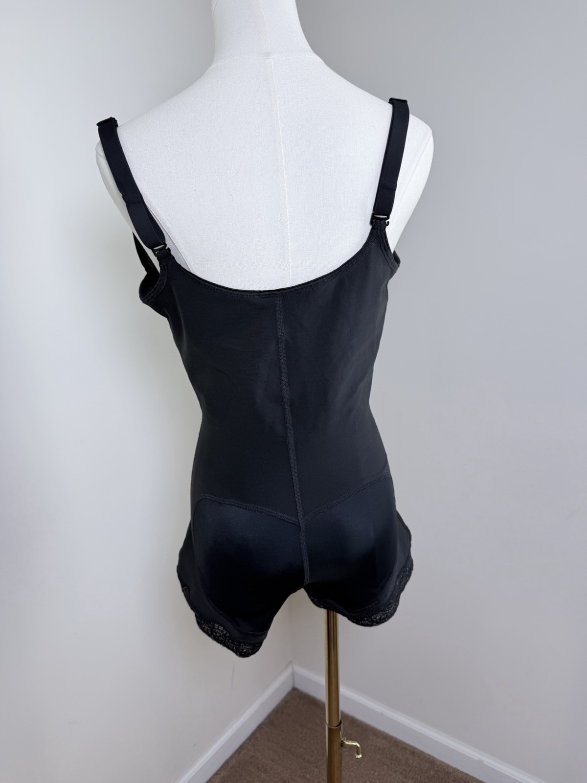 Leonisa 018678N PowerSlim Open Bust Body Shaper Boyshort Faja XL