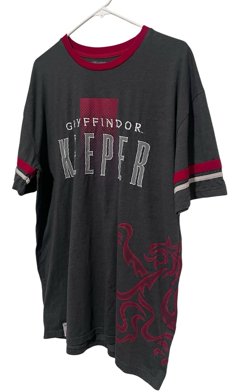 Universal Studios Wizarding World Harry Potter T-Shirt XL Gryffindor Keeper Tee