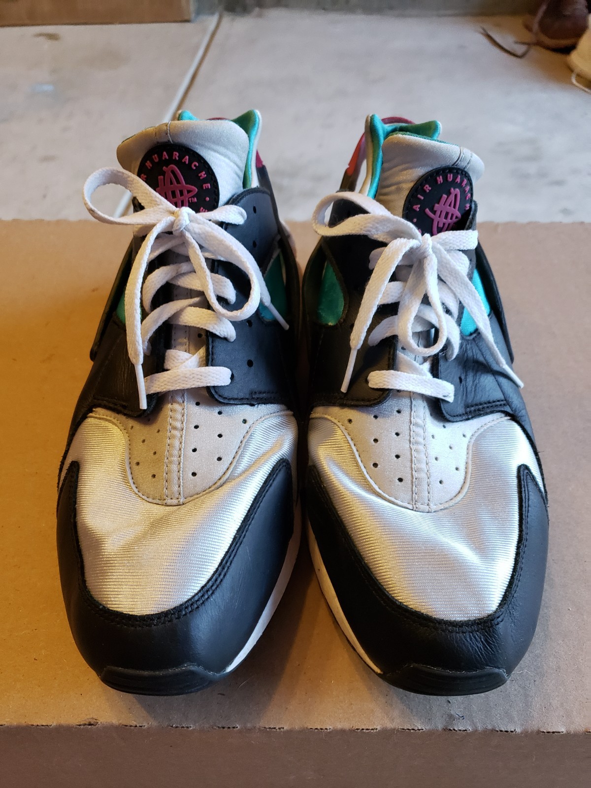 NIKE AIR HUARACHE Shoes Size 15 Mens White South Beach Basketball DD1068-004