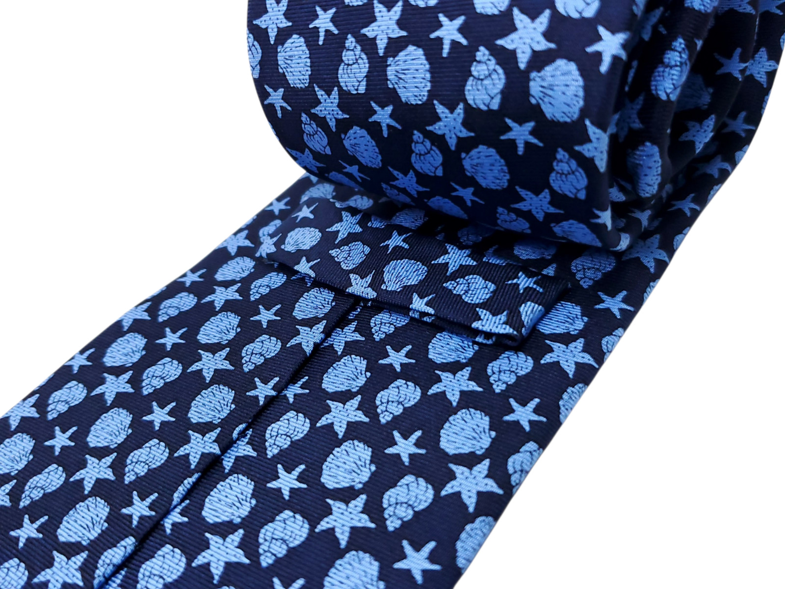 LANDS END Handmade 100% Silk Tie Men’s Navy Blue Seashells Starfish Necktie NEW