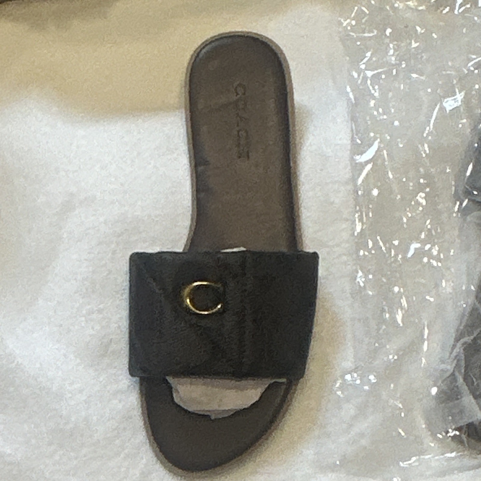 Coach women’s Black Leather Slide Sandals US 8 Gold Tone C Logo Detail