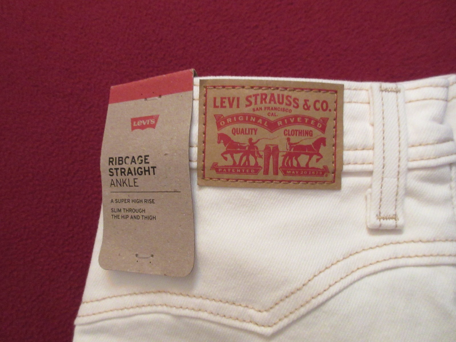 Levis Jeans Women White Denim Ribcage Straight Ankle 27”x27” New w/TGS
