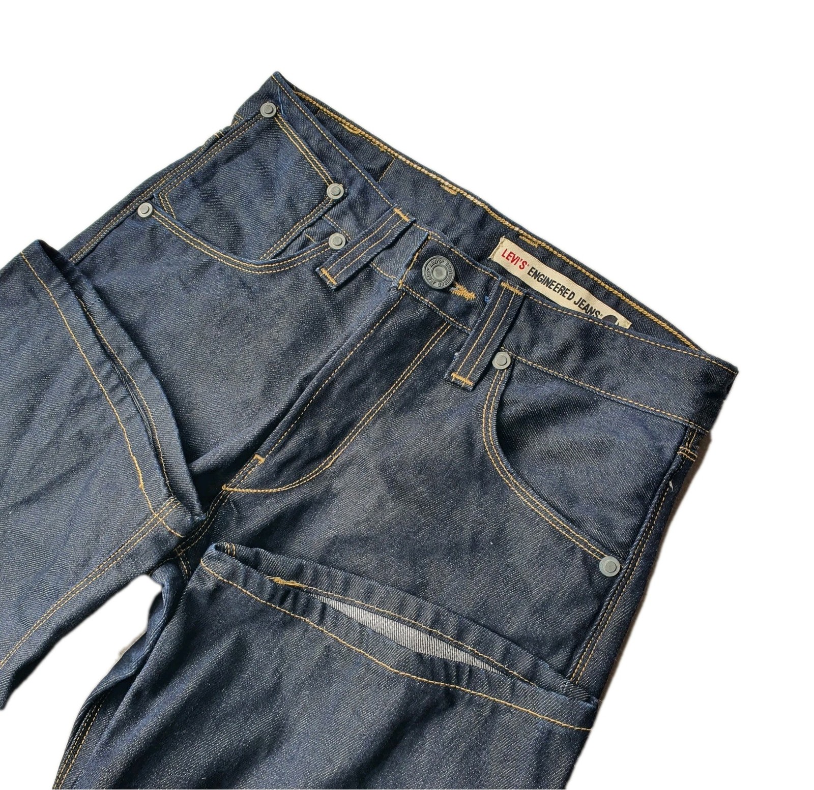 Levi’s Women’s Size 26 Engineered Jeans, Twisted Leg Fit Indigo Dark Wash Denim