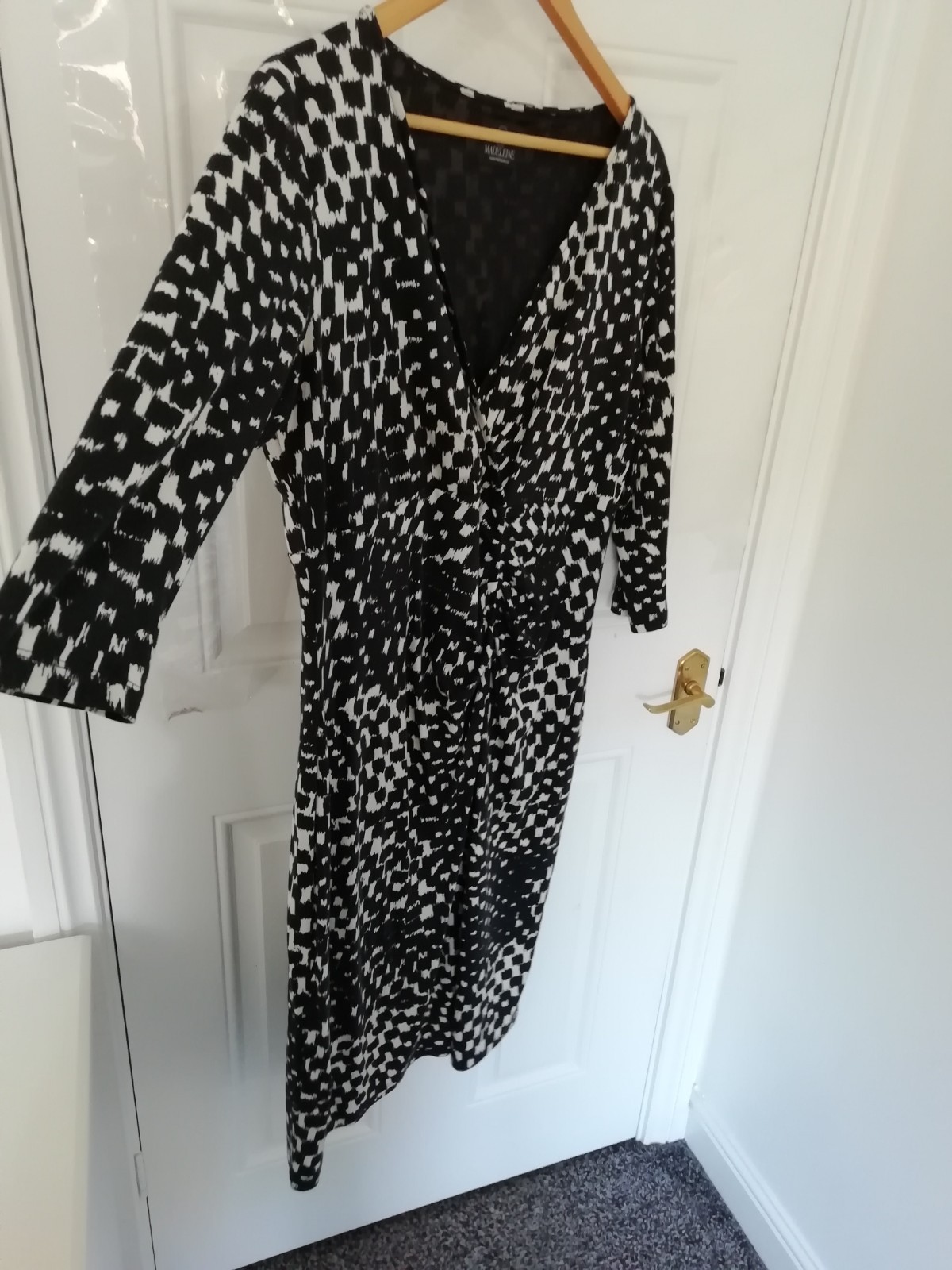 Madeleine 20 UK Dress Silk Cotton Blend Black White Soft Stretchy Linen Ruched