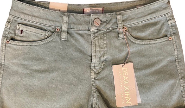 NEW Dear John Shorts Size 26 Green Cuffed Roll Up Ava Style NWT