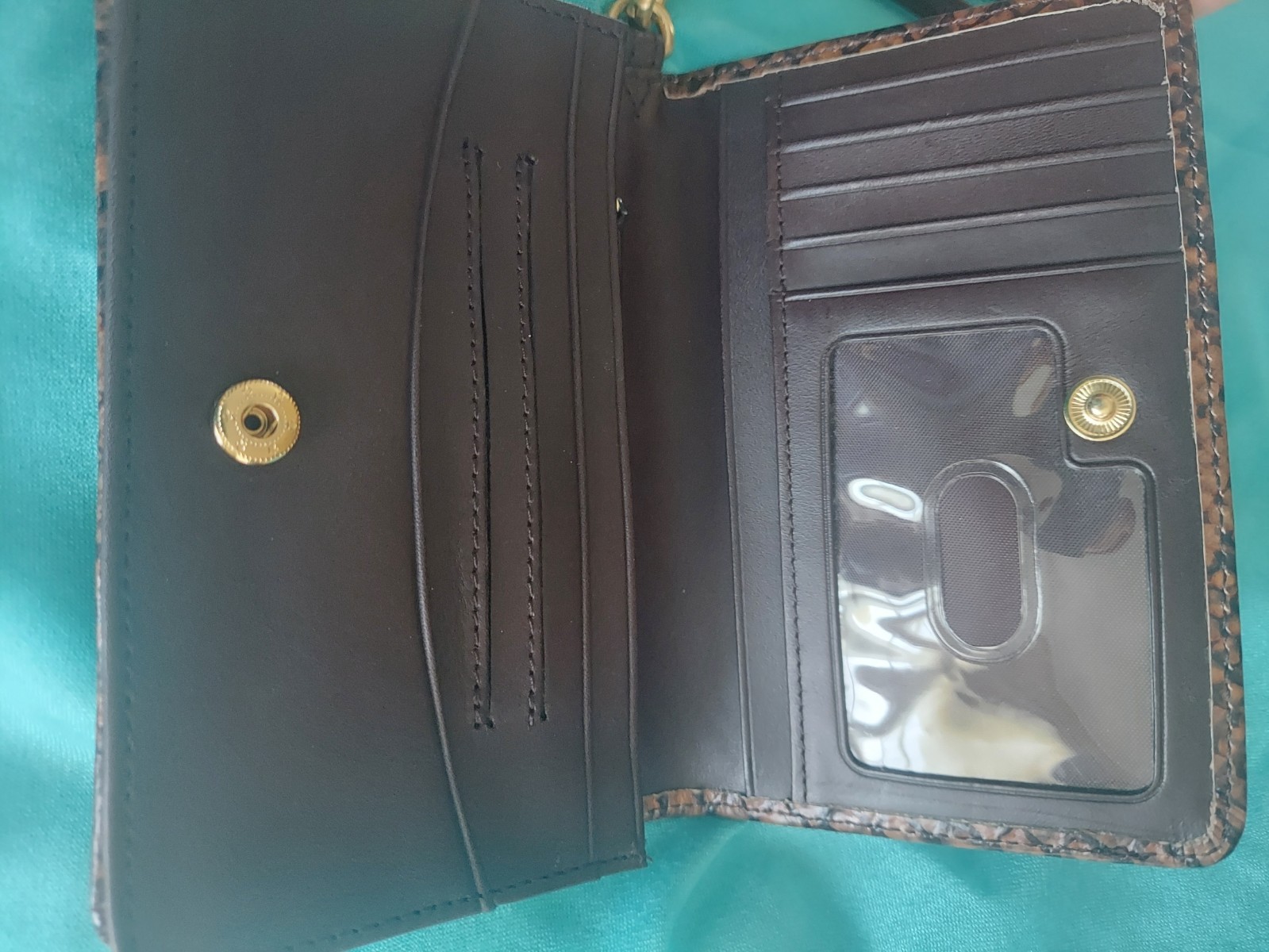 New without tags BRAHMIN Ady Snake Embossed dark brown Leather Wristlet Wallet