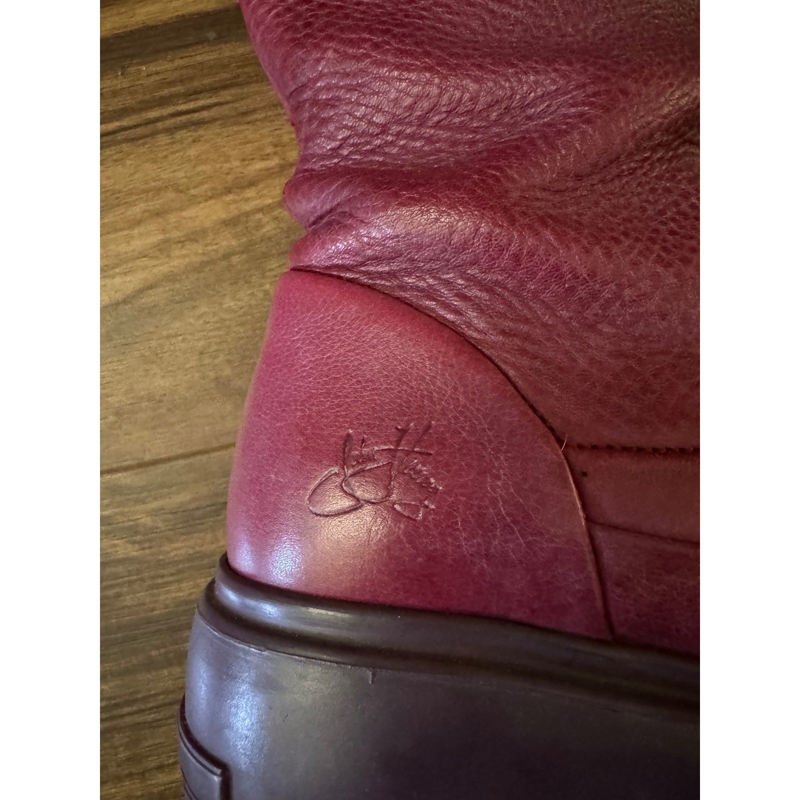 John Fluevog Magenta Pebbled Leather Tall Lug Sole Boots Made in Portugal W6 M4