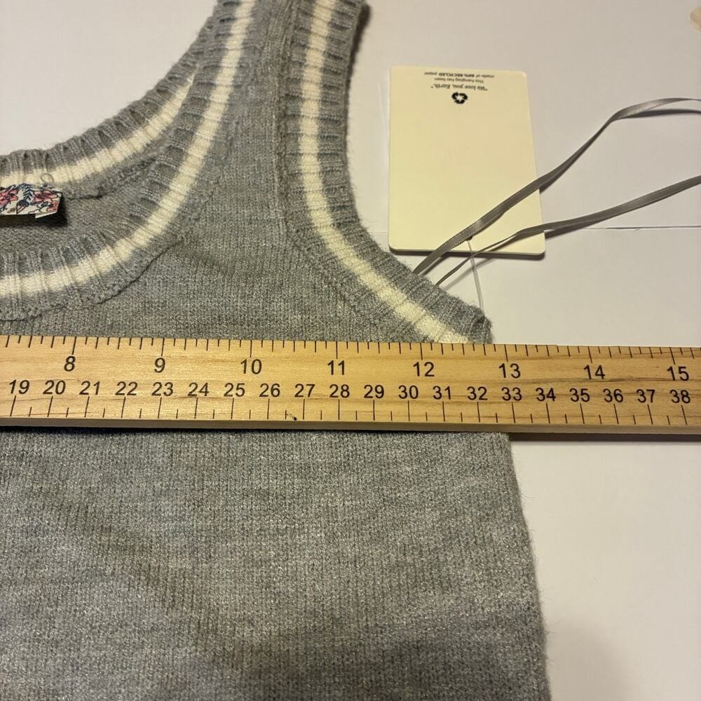 Pink Republic Gray White Sweater Tank Top XS Crop Stripe Preppy Chic Rayon