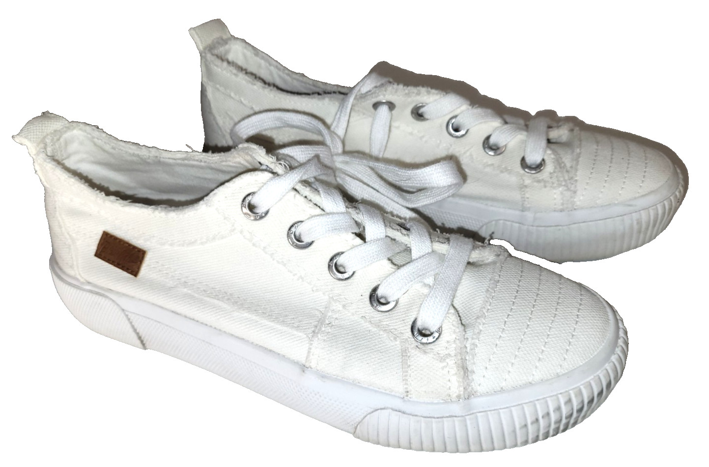 Blowfish Malibu Ladies Shoe Size 10 Style 14203, White Denim, Lace Up NWOT